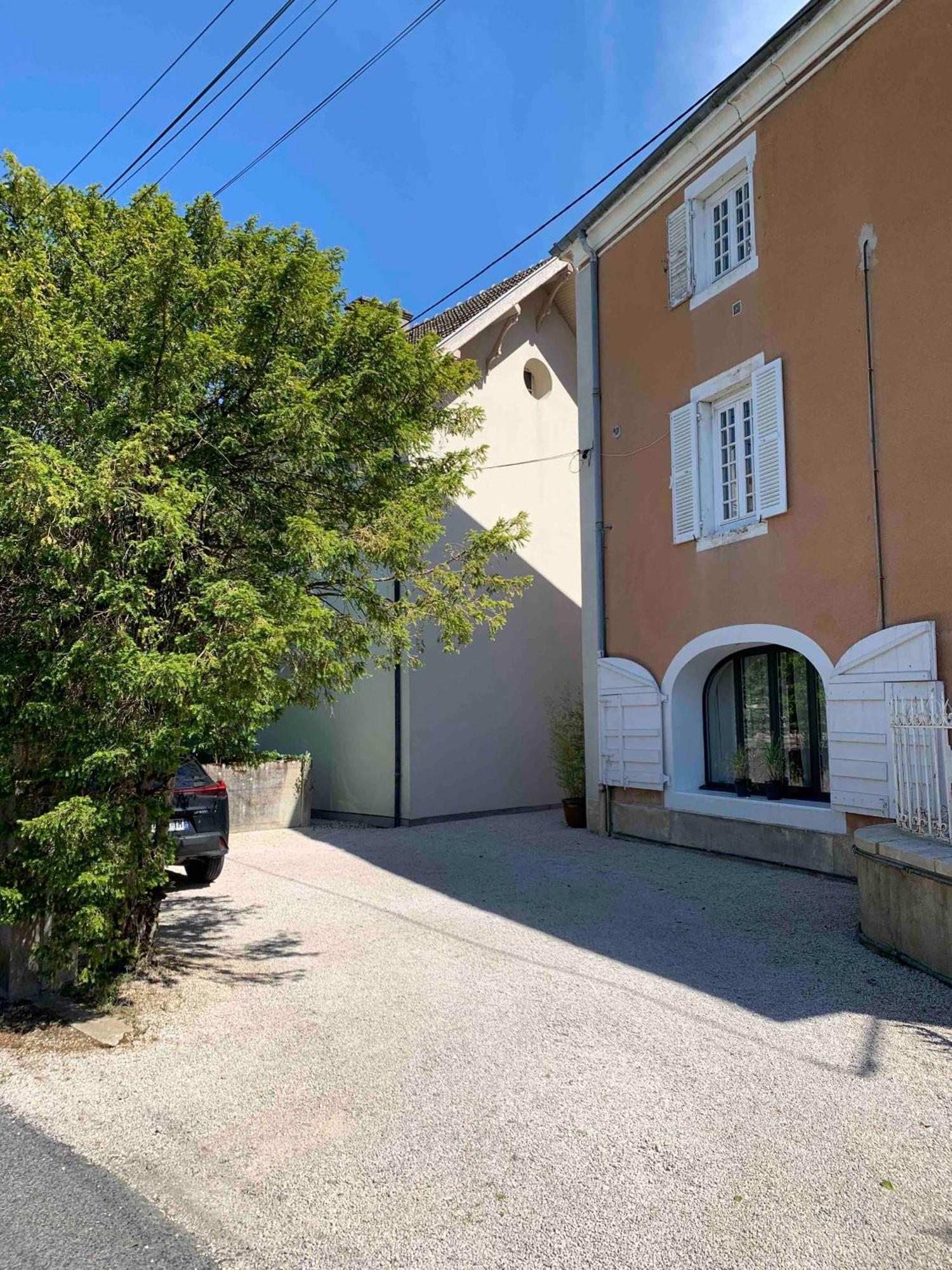 En Ville A La Campagne 2 Louhans Kültér fotó